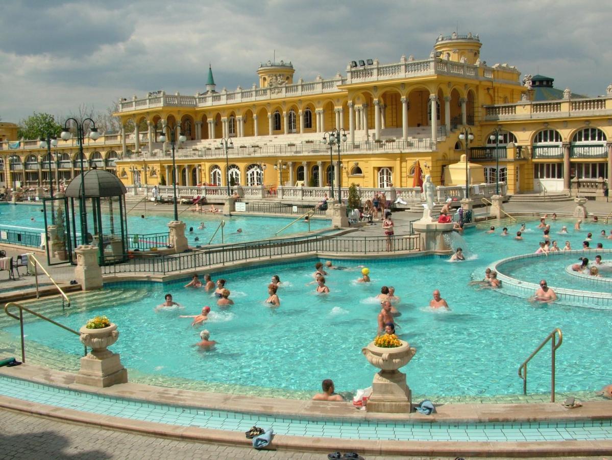 Heroes' Residence Budapeşte Dış mekan fotoğraf